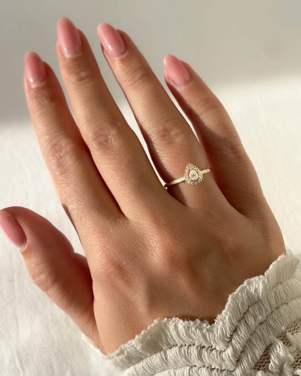 Ring Elin royal 0,30 crt. geelgoud