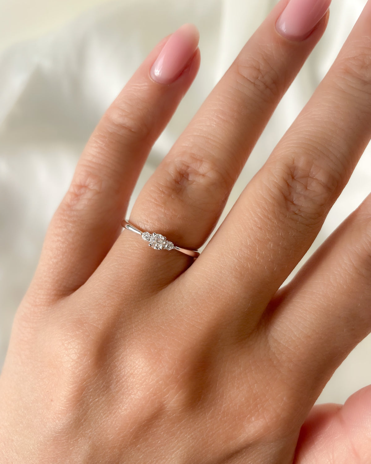 Ring Alix 0,20 crt. witgoud