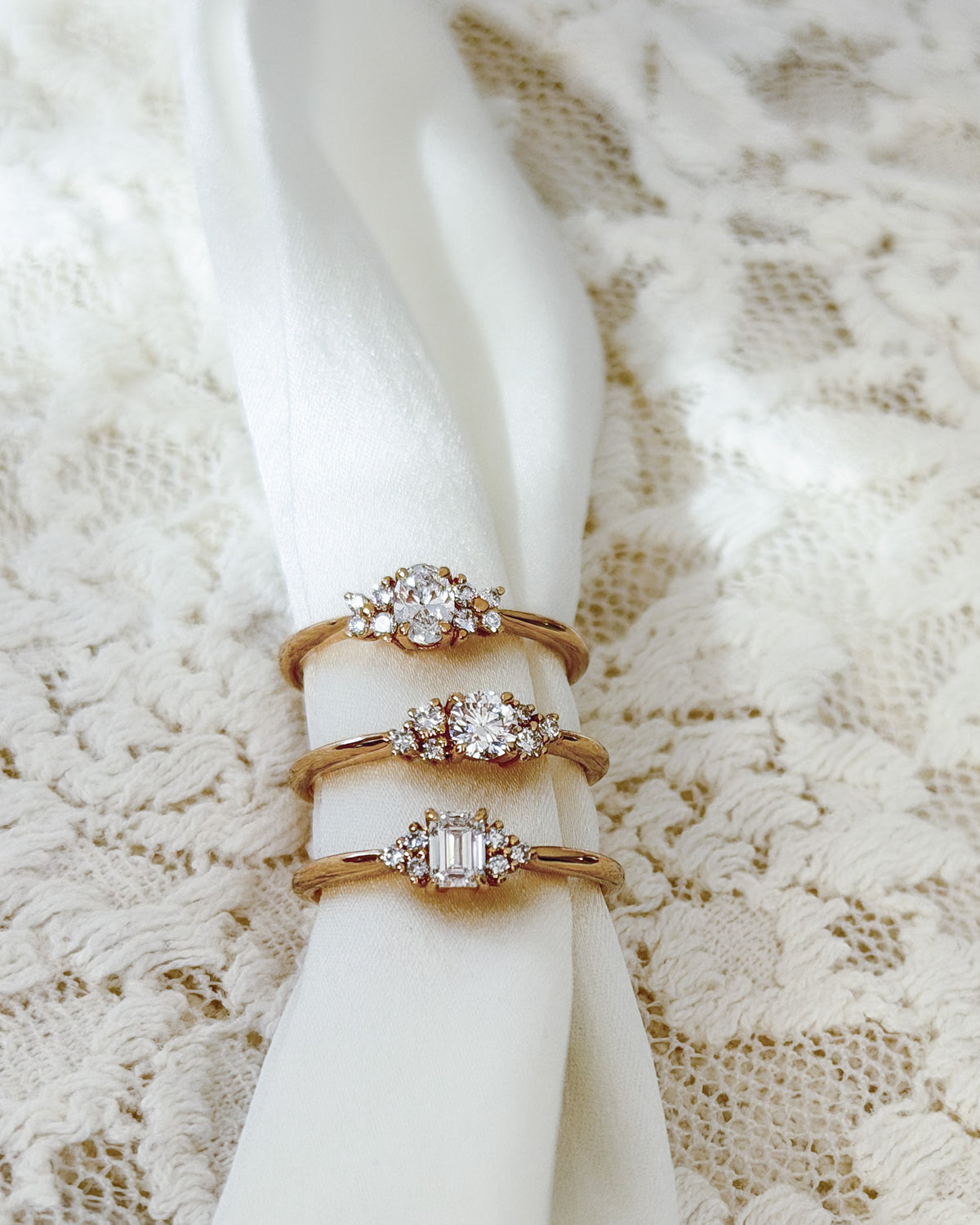 Ring Lucy 0,42 crt. geelgoud