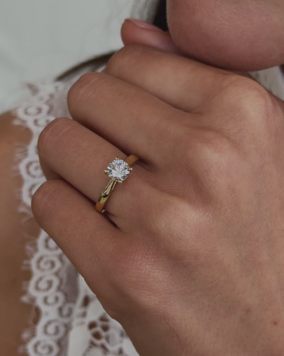Ring Olivia 1,00 crt. geelgoud