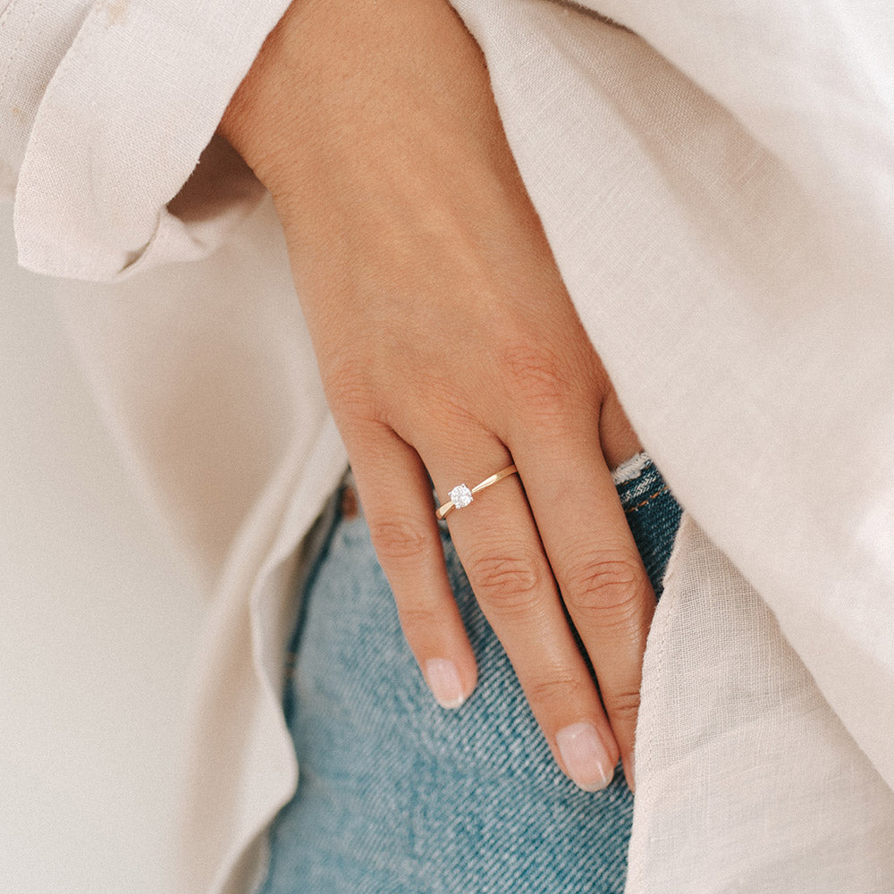 Ring Olivia 0,30 crt. witgoud